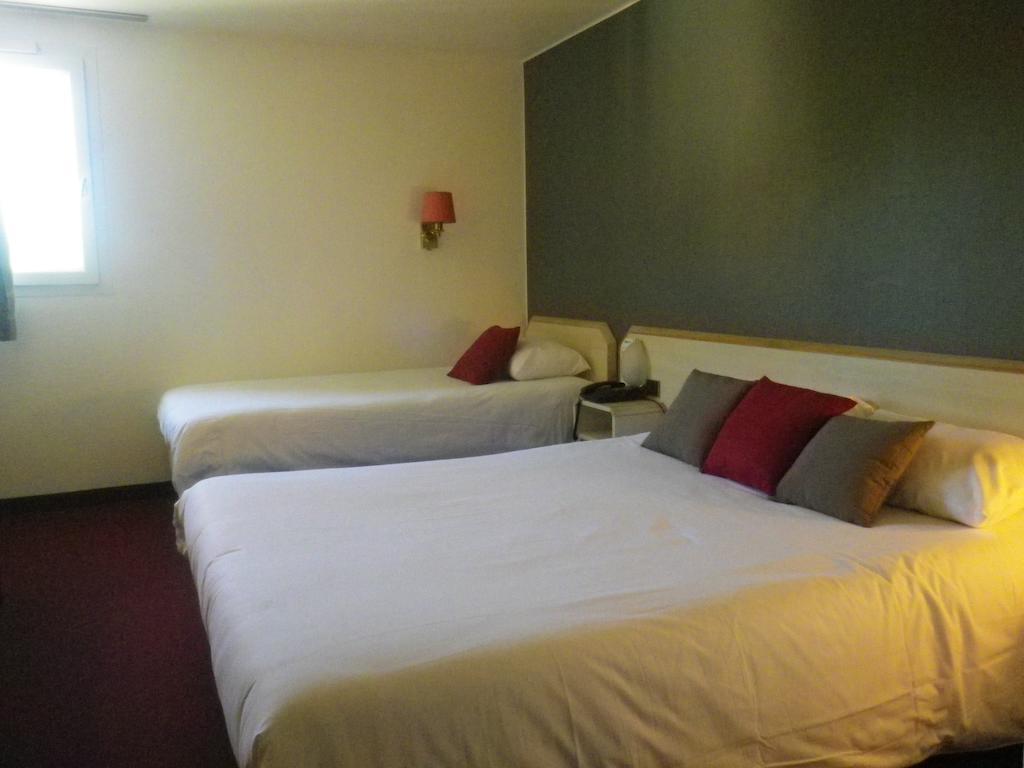Hotel Amys Voreppe Oda fotoğraf