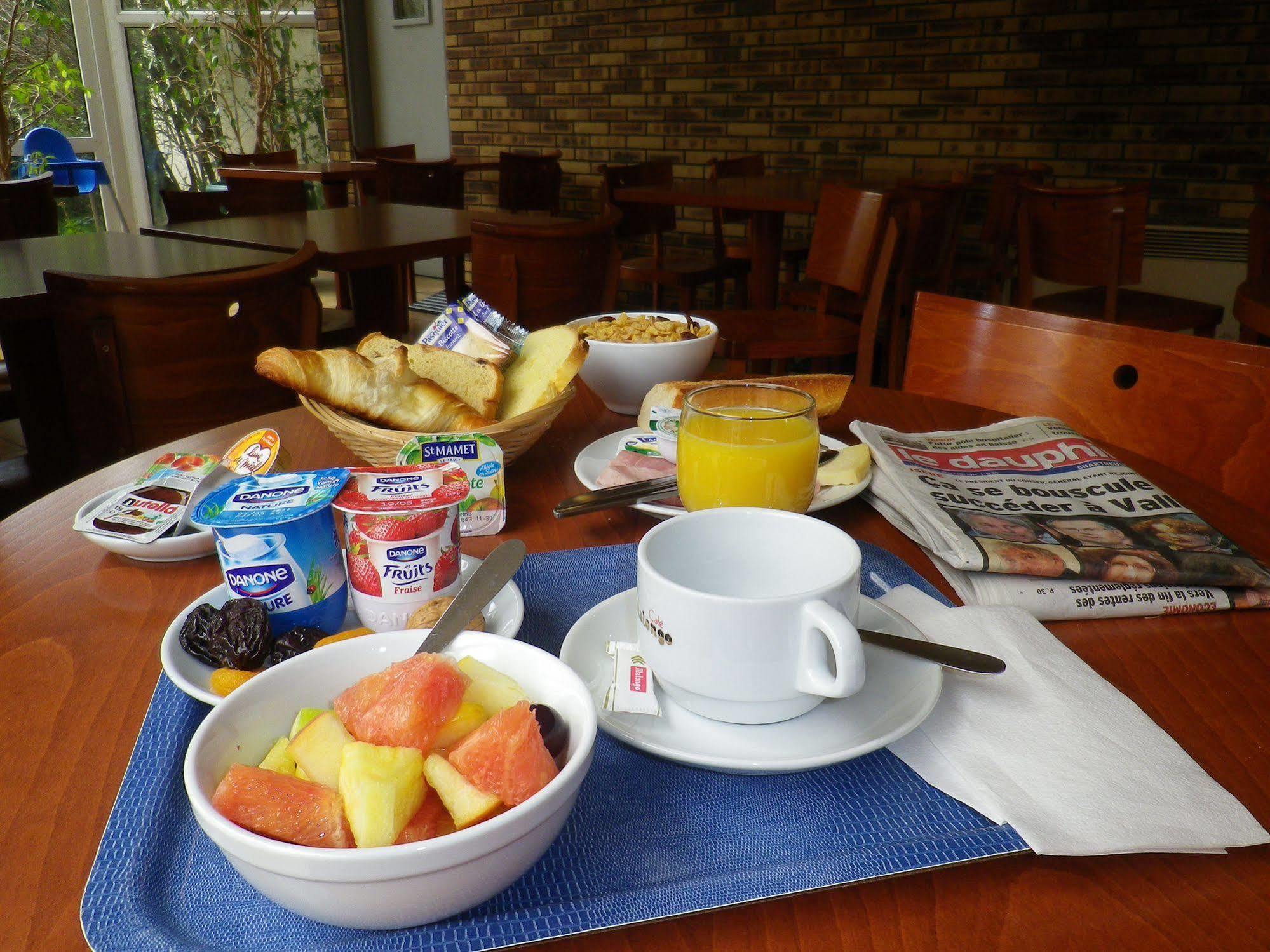 Hotel Amys Voreppe Dış mekan fotoğraf
