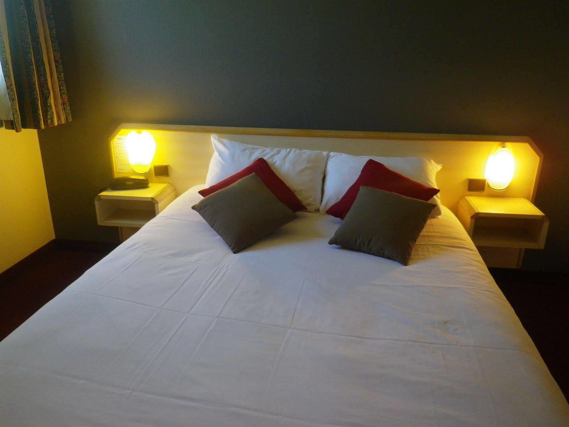 Hotel Amys Voreppe Dış mekan fotoğraf