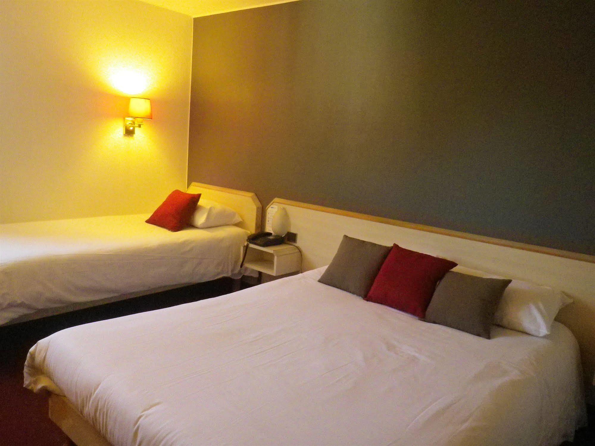 Hotel Amys Voreppe Dış mekan fotoğraf